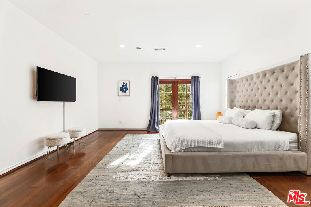 12109 Maxwellton Road Studio City, CA 91604 - Photo 32 of 75