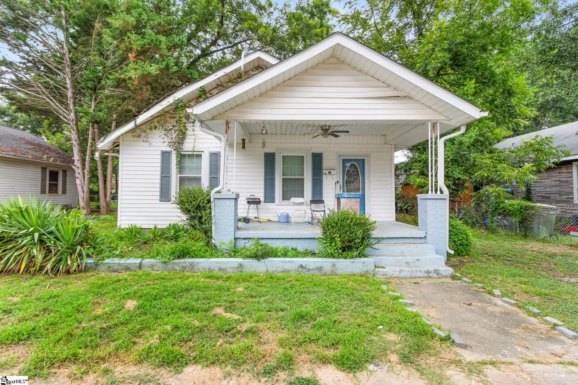 103 Florence Street Clinton, SC 29325 - Photo 1 of 20 Gallery Image 1