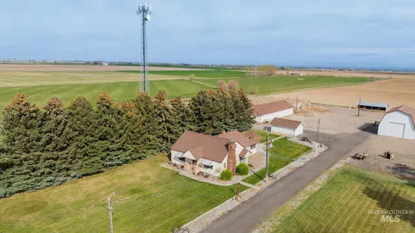 $575,000 | 2088 East 3700 North, Filer, ID 83328