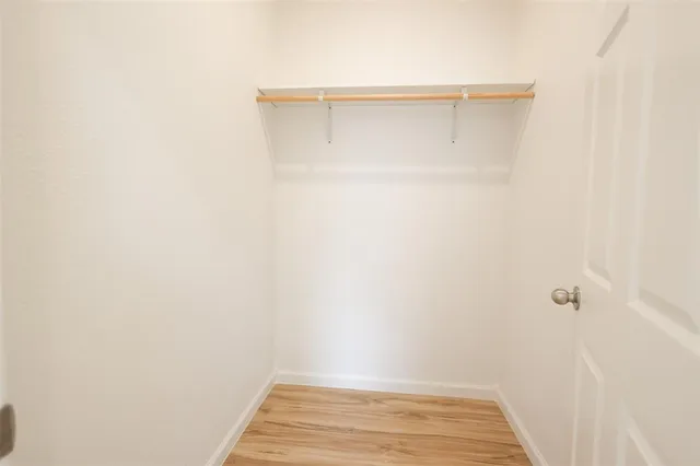 $214,900 | 308 Northwest 1st Street, Kerens, TX 75144