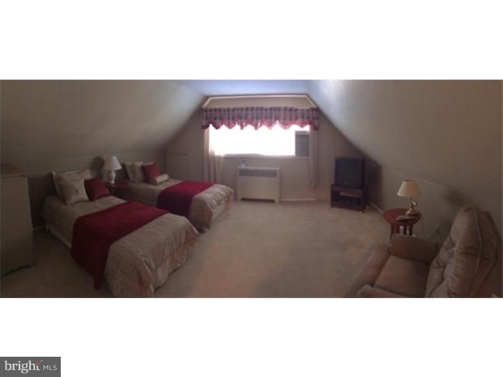 14 Quartz Road Levittown, PA 19057 - Photo 11 of 16 Gallery Image 11