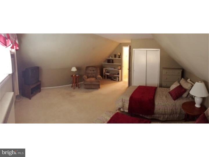 14 Quartz Road Levittown, PA 19057 - Photo 12 of 16 Gallery Image 12