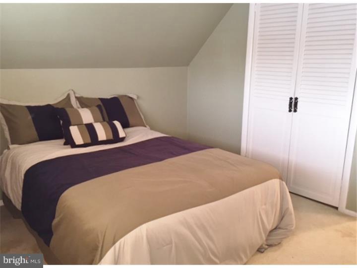 14 Quartz Road Levittown, PA 19057 - Photo 14 of 16 Gallery Image 14