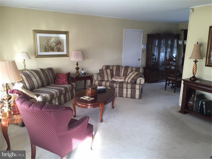 14 Quartz Road Levittown, PA 19057 - Photo 3 of 16 Gallery Image 3