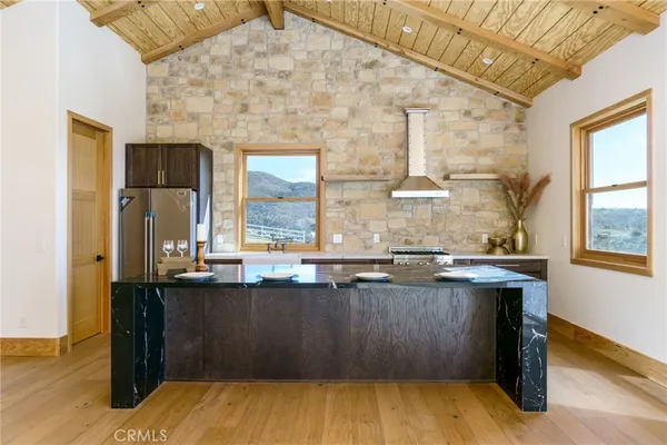 $2,800 | 37219 Quarter Valley Road, Temecula, CA 92592