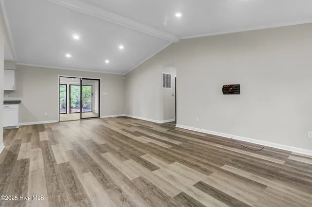 $2,000 | 1106 Navidad Bank Court, New Bern, NC 28560