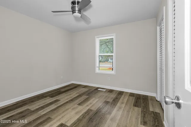 $2,000 | 1106 Navidad Bank Court, New Bern, NC 28560