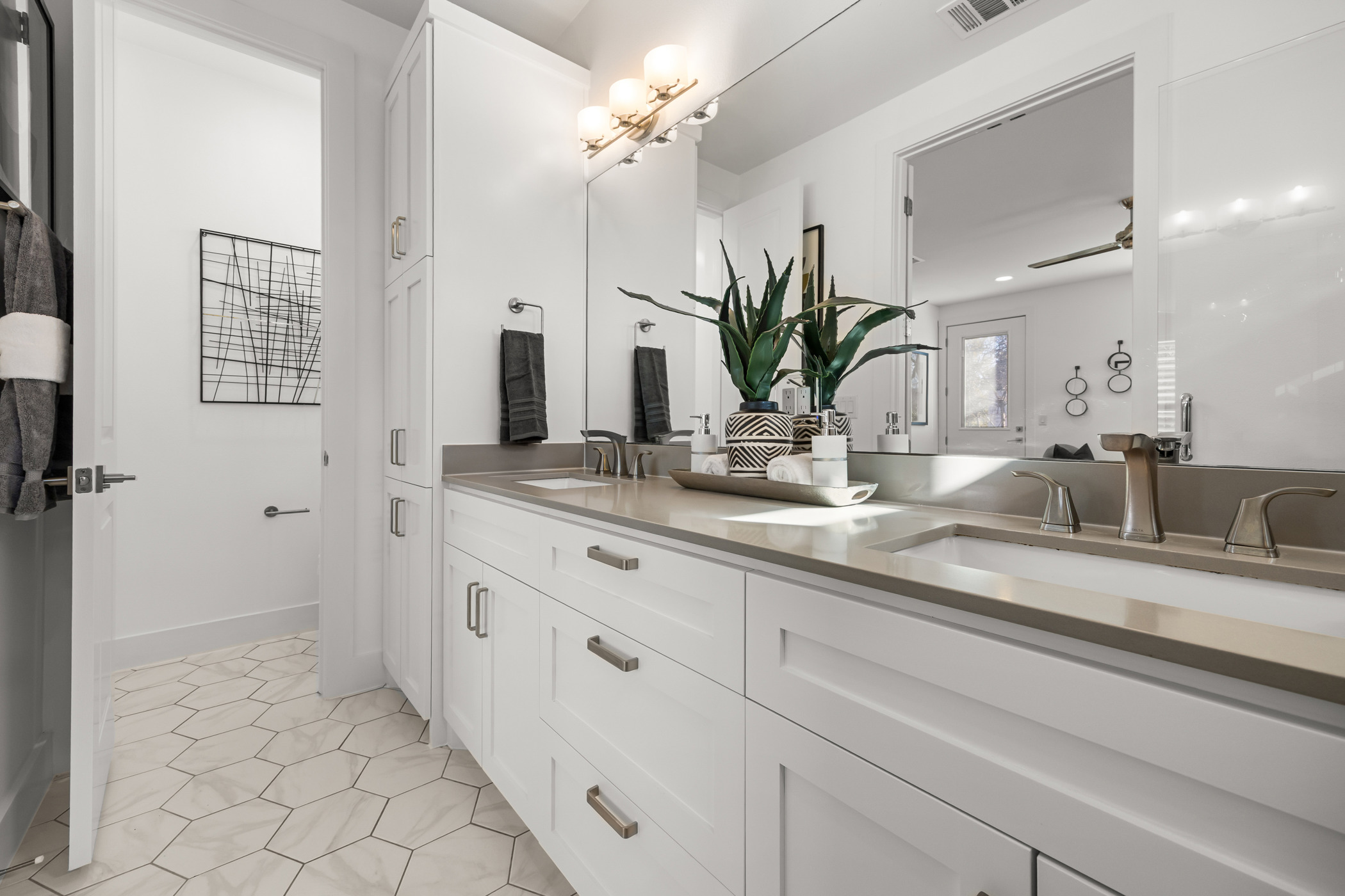 2605 Hidalgo Street, Unit 1 Austin, TX 78702 - Photo 25 of 33