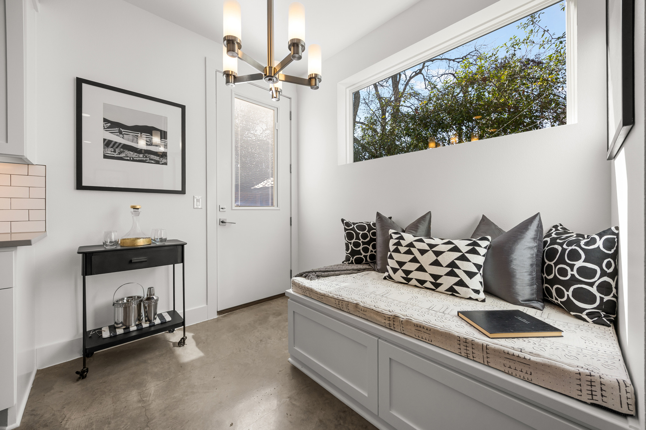 2605 Hidalgo Street, Unit 1 Austin, TX 78702 - Photo 3 of 33