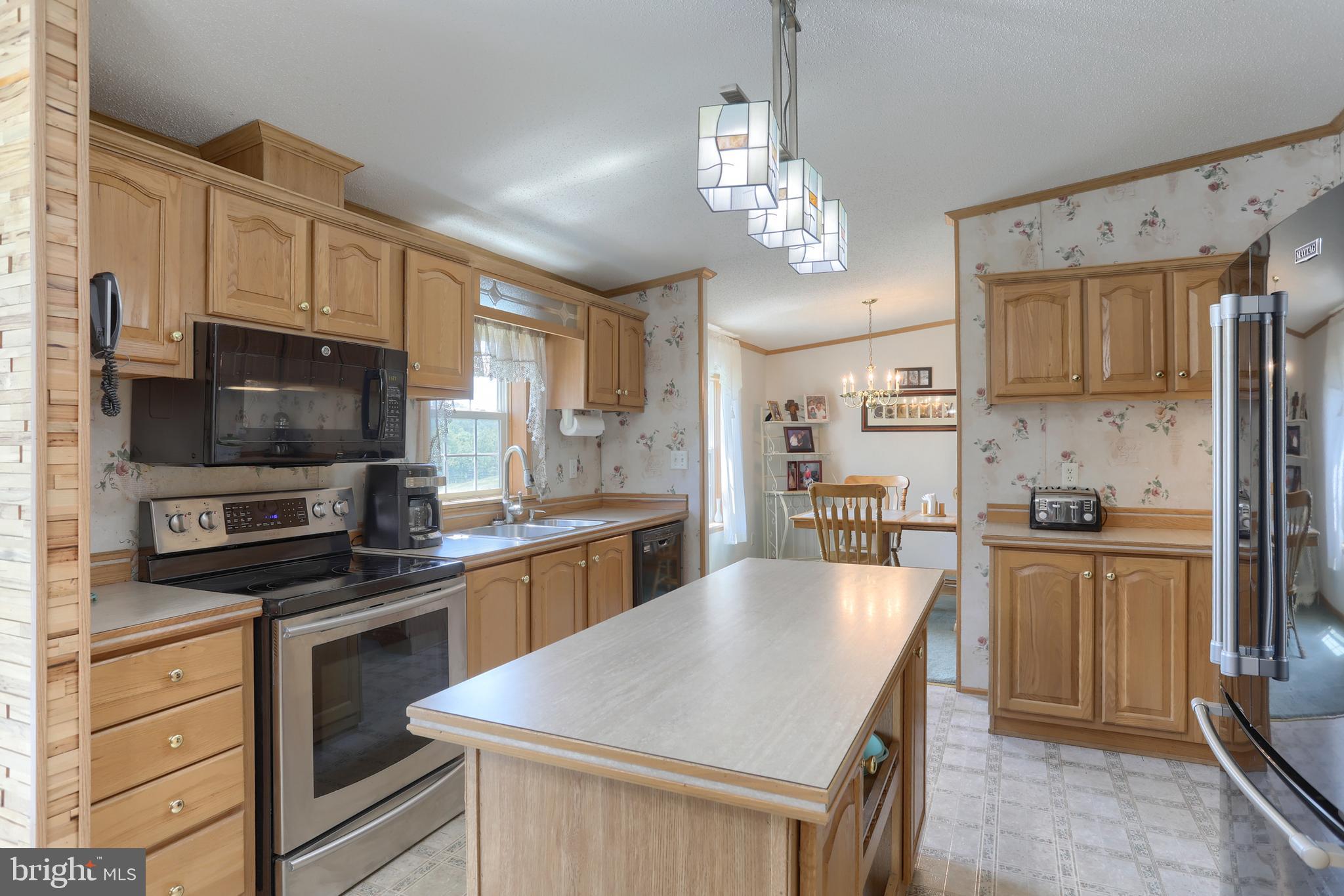 402 Woleber Road Myerstown, PA 17067 - Photo 12 of 38 Gallery Image 12