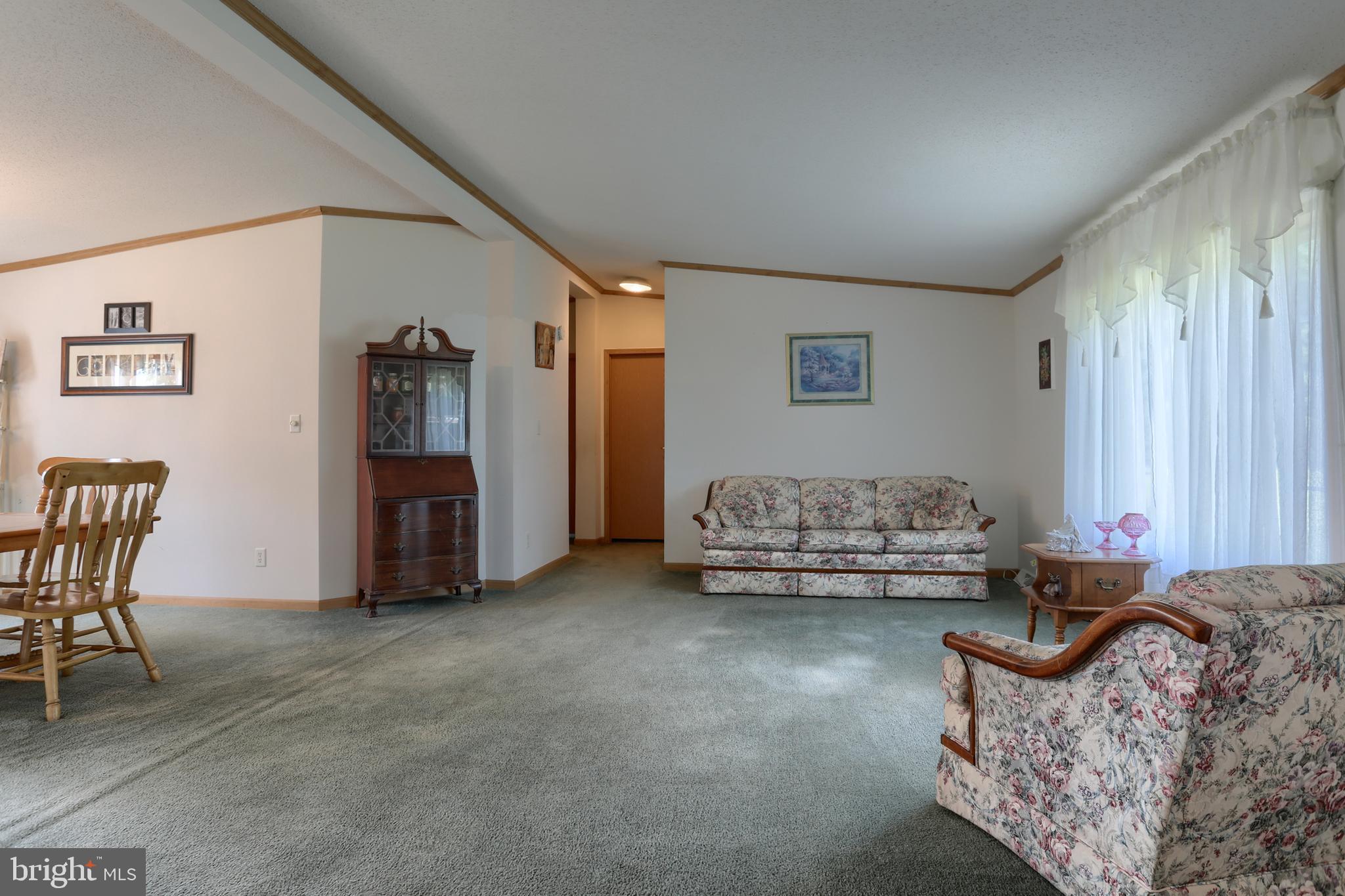 402 Woleber Road Myerstown, PA 17067 - Photo 4 of 38 Gallery Image 4