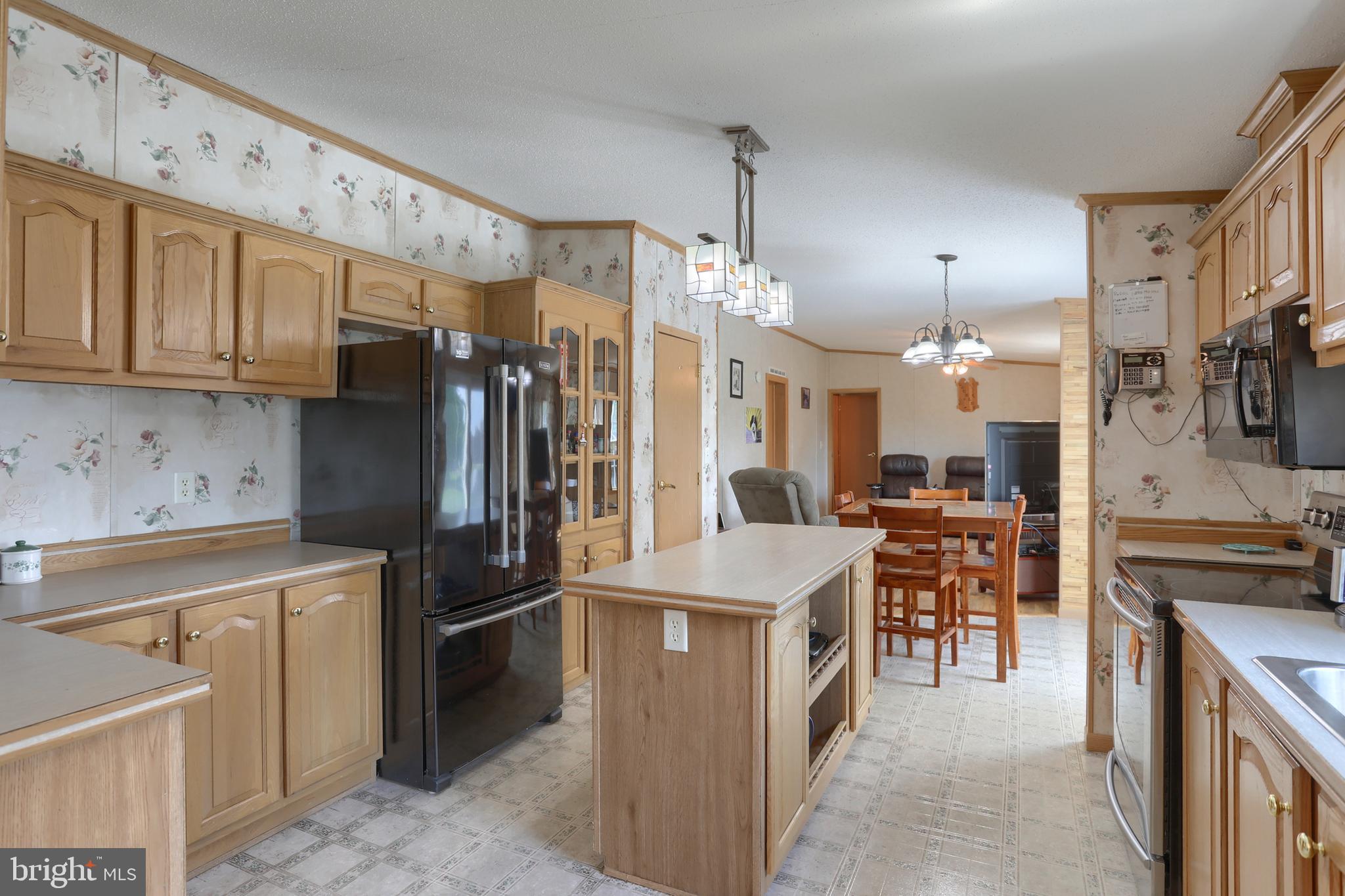 402 Woleber Road Myerstown, PA 17067 - Photo 9 of 38 Gallery Image 9