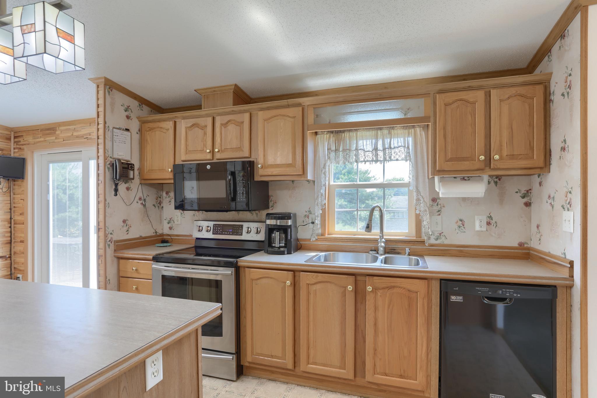 402 Woleber Road Myerstown, PA 17067 - Photo 10 of 38 Gallery Image 10