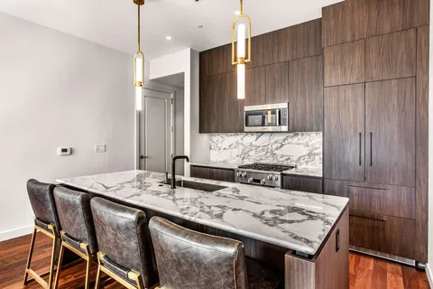 $1,695,000 | 160 2nd Avenue South, Unit 2306, Nashville, TN 37201