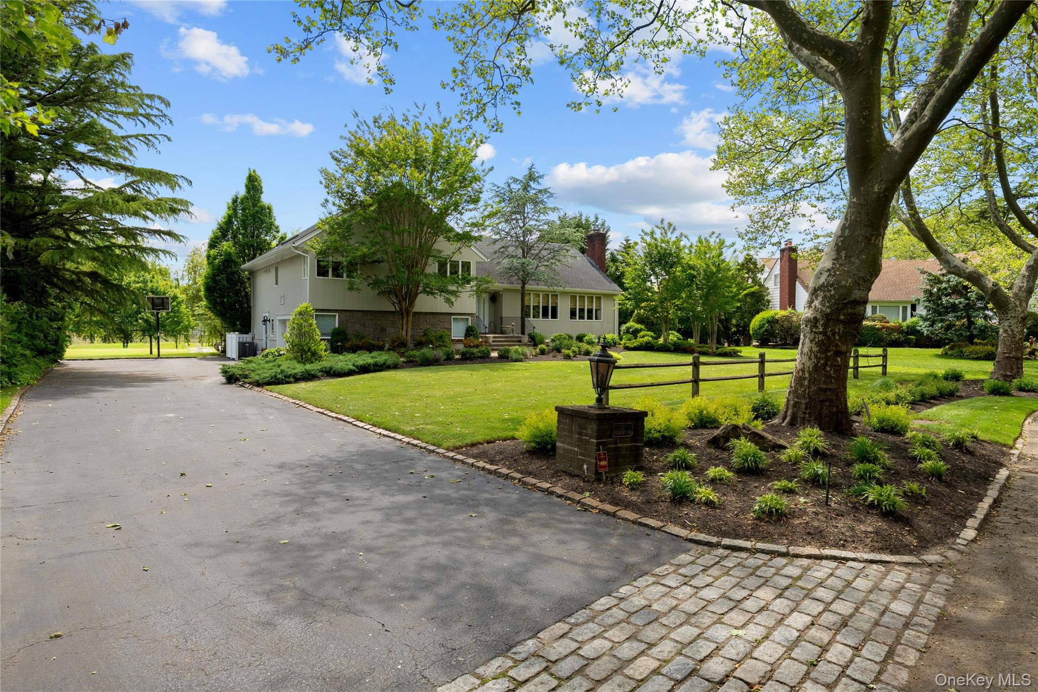 11 Hickory Road Woodmere, NY 11598 - Photo 2 of 50