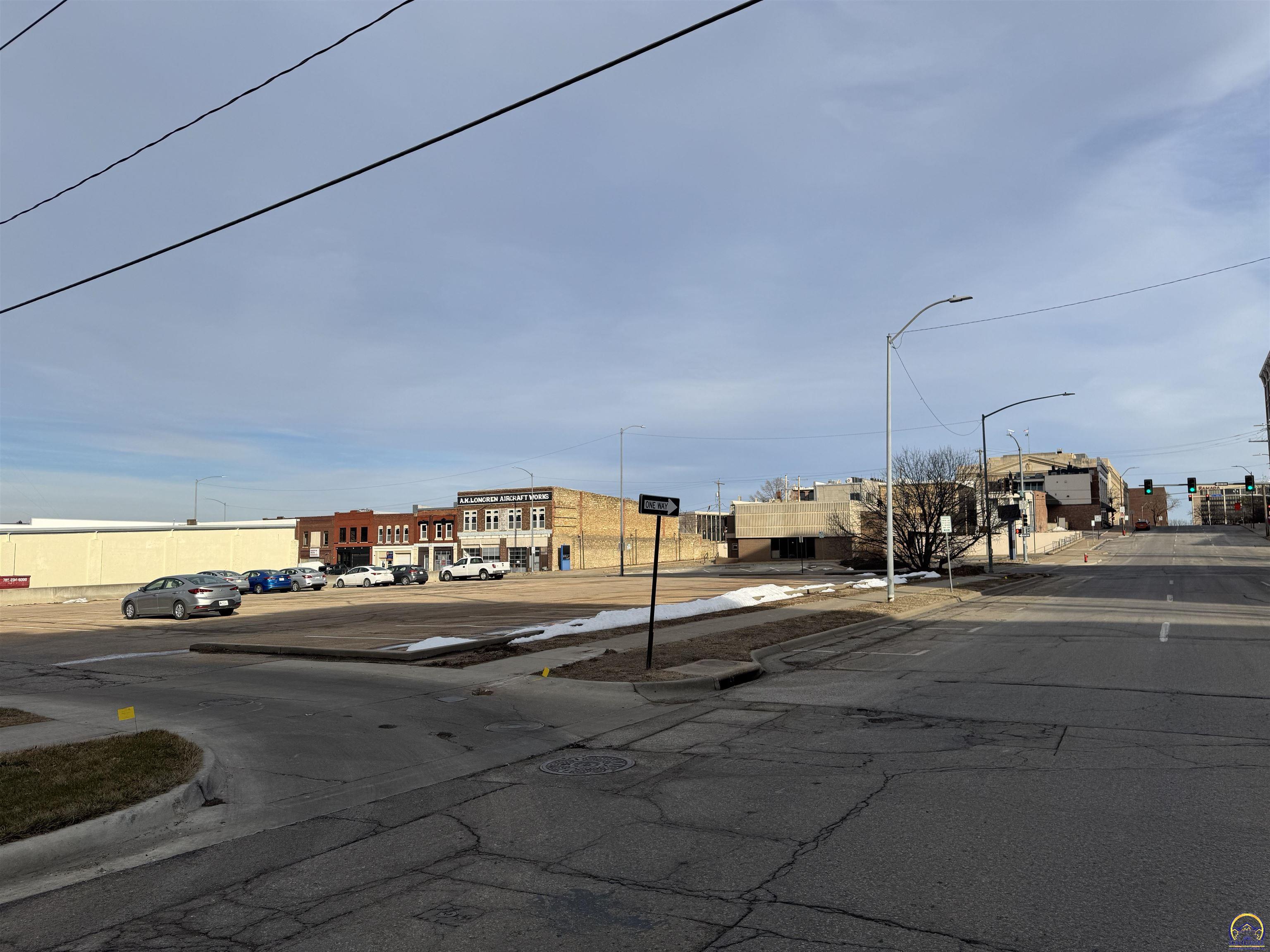 204 Southwest 5th Street Topeka, KS 66603 - Photo 4 of 4