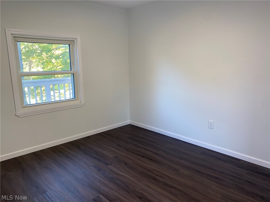 18476 Alexander Road Walton Hills, OH 44146 - Photo 9 of 34