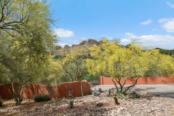 $750,000 | 5175 South Kings Ranch Road, Gold Canyon, AZ 85118