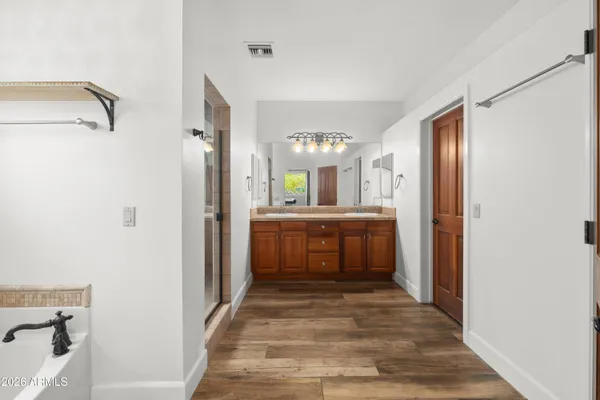 $750,000 | 5175 South Kings Ranch Road, Gold Canyon, AZ 85118