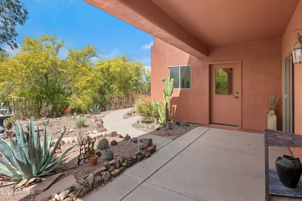 $750,000 | 5175 South Kings Ranch Road, Gold Canyon, AZ 85118