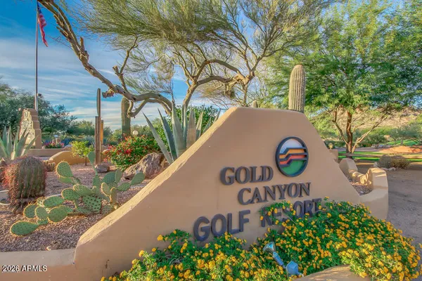 $750,000 | 5175 South Kings Ranch Road, Gold Canyon, AZ 85118