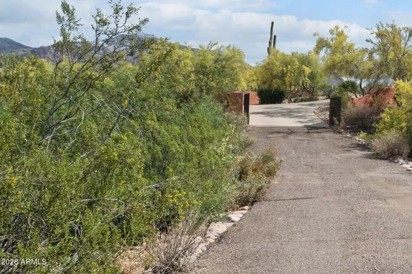 $750,000 | 5175 South Kings Ranch Road, Gold Canyon, AZ 85118