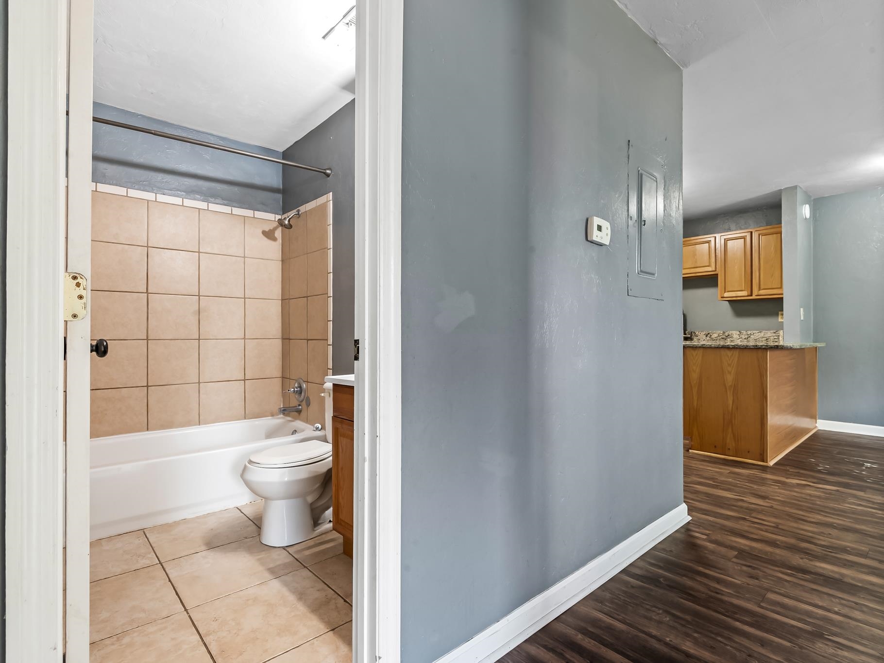 502 McKeithen Street, Unit 4A Tallahassee, FL 32304 - Photo 11 of 27