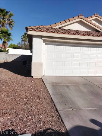 $2,000 | 4856 Minturn Avenue, Las Vegas, NV 89130