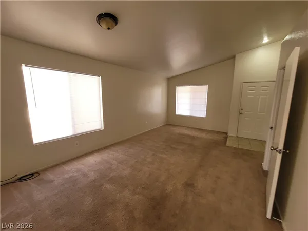 $2,000 | 4856 Minturn Avenue, Las Vegas, NV 89130