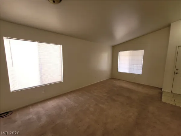 $2,000 | 4856 Minturn Avenue, Las Vegas, NV 89130