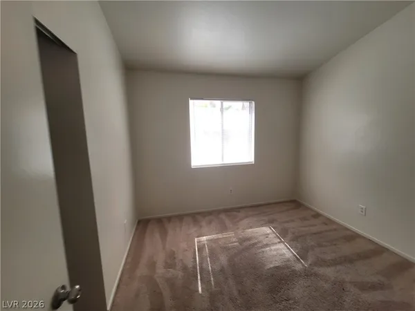 $2,000 | 4856 Minturn Avenue, Las Vegas, NV 89130