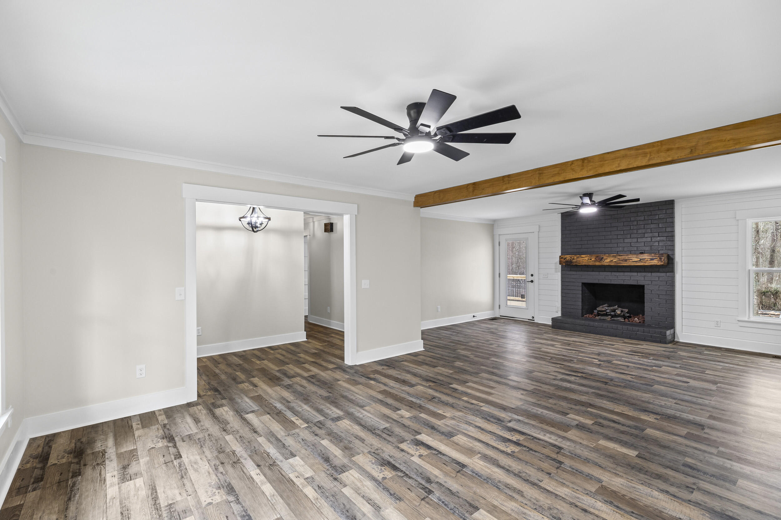 641 Mealing Road North Augusta, SC 29860 - Photo 5 of 37 Spacious Living Area