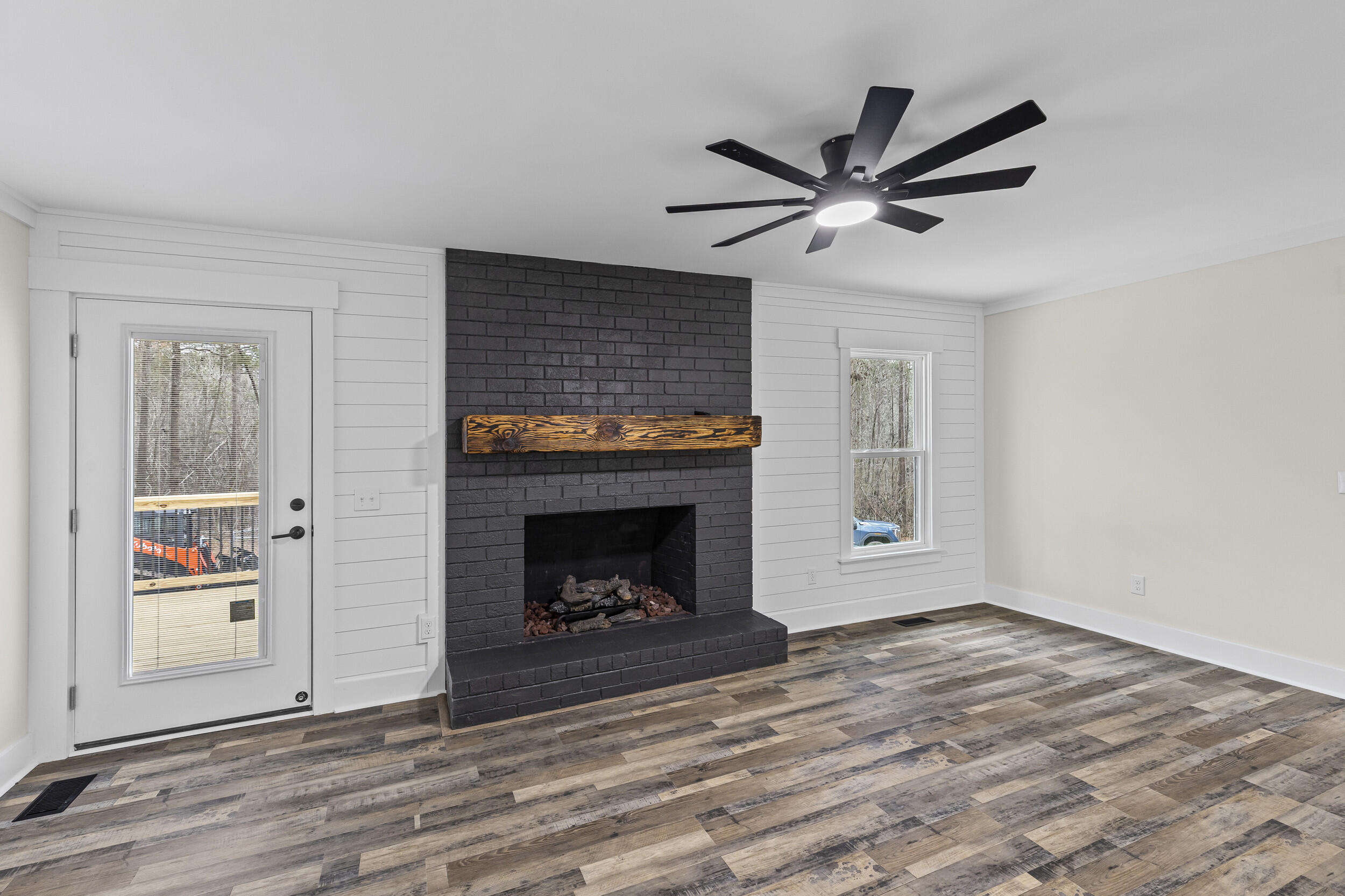641 Mealing Road North Augusta, SC 29860 - Photo 6 of 37 Living Room New LVP
