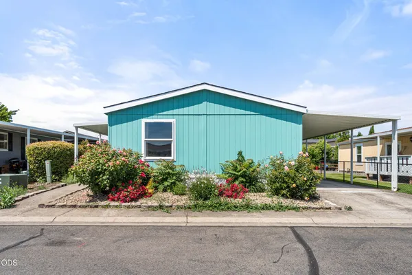 $92,000 | 1570 South Peach Street, Unit SPC 23, Medford, OR 97501
