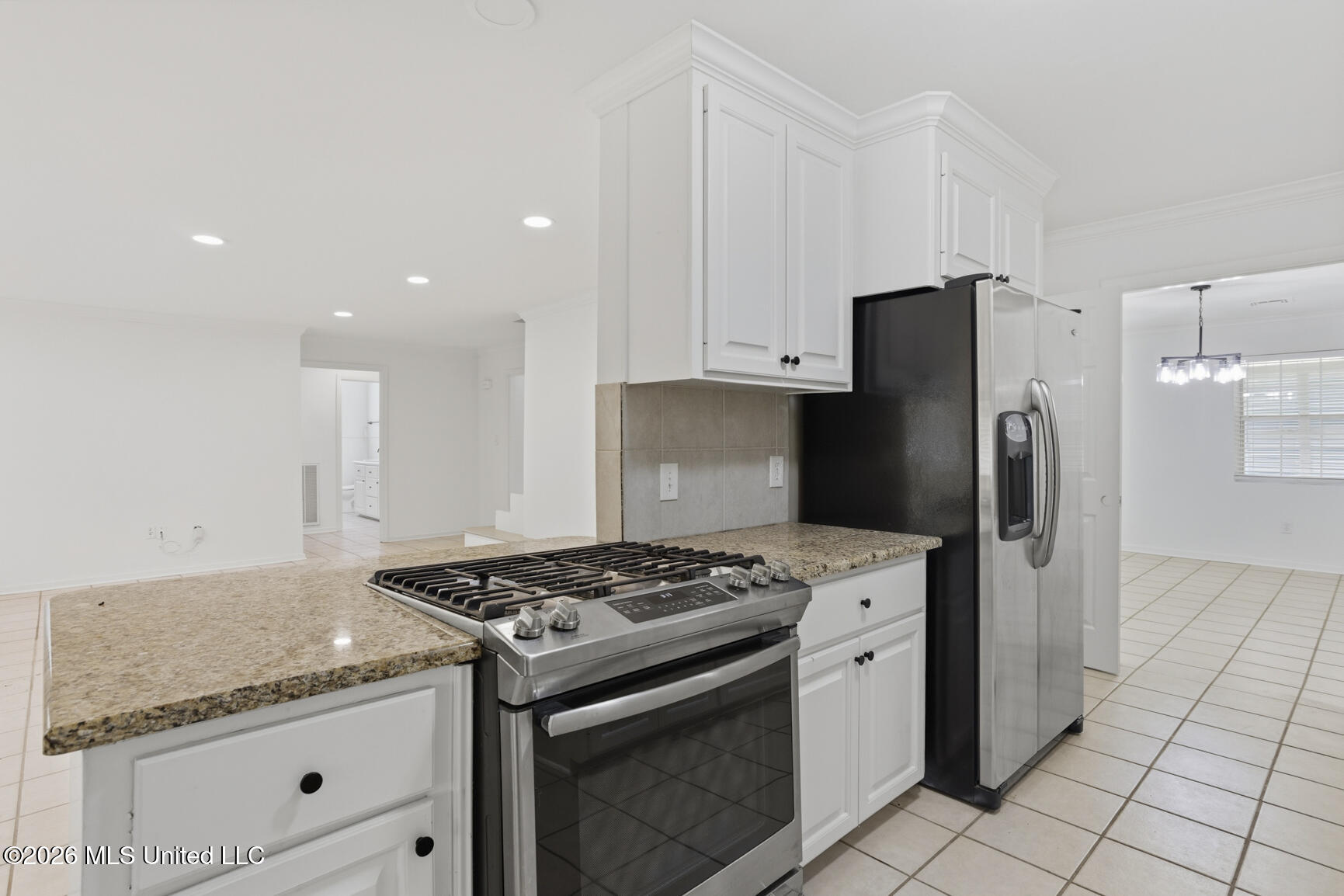 1735 Wilhurst Street Jackson, MS 39211 - Photo 6 of 28 1735 Wilhurst_jhookphotos-8
