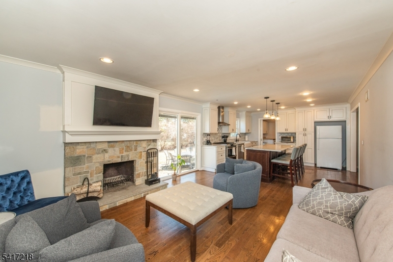 2 Chestnut Hill Road Randolph, NJ 07869 - Photo 9 of 24