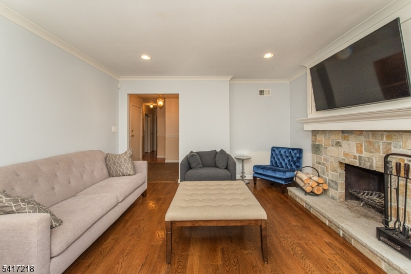 2 Chestnut Hill Road Randolph, NJ 07869 - Photo 10 of 24