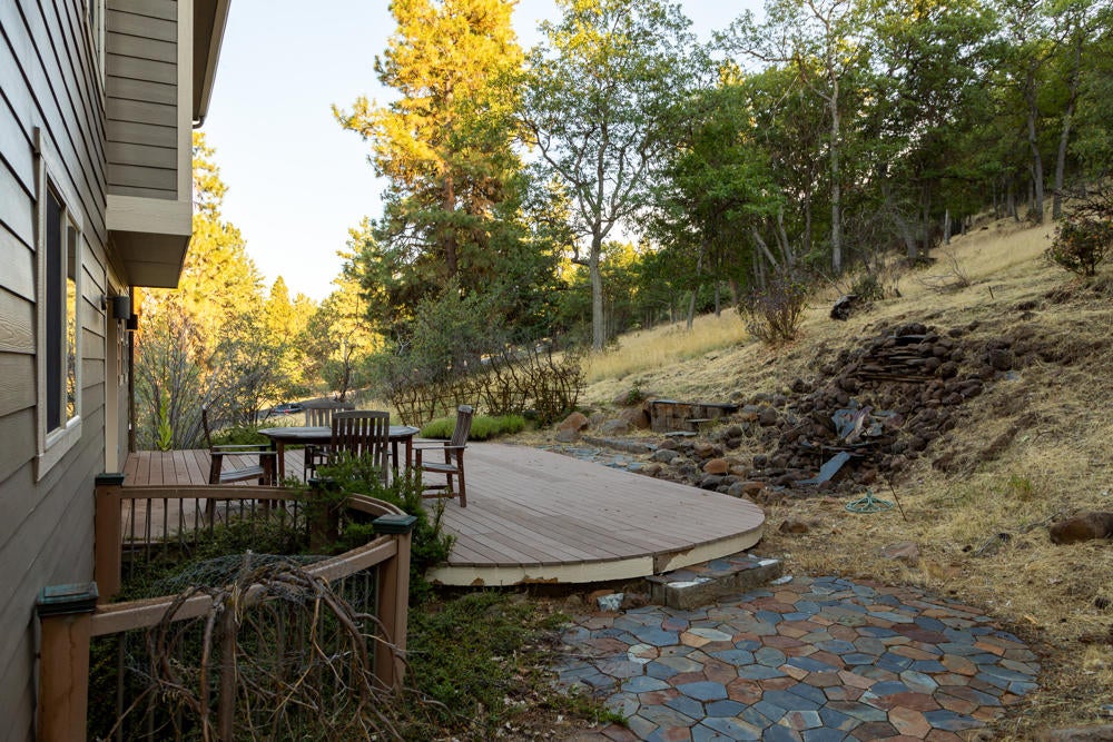 6818 Cooper's Hawk Road Klamath Falls, OR 97601 - Photo 12 of 43 6818CoopersHawkRd.-13