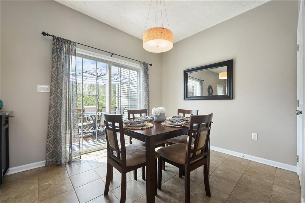 703 Freedom Drive Pittsburgh, PA 15205 - Photo 14 of 42 a dining room with furniture and window