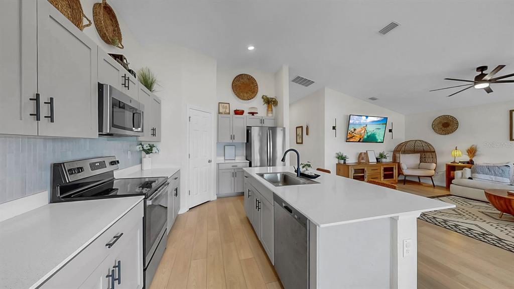 12628 Tannencrest Drive Riverview, FL 33579 - Photo 12 of 32