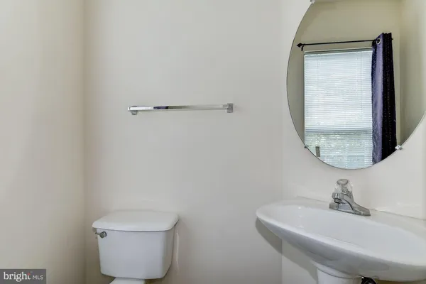 $3,300 | 122 Elmcroft Boulevard, Rockville, MD 20850