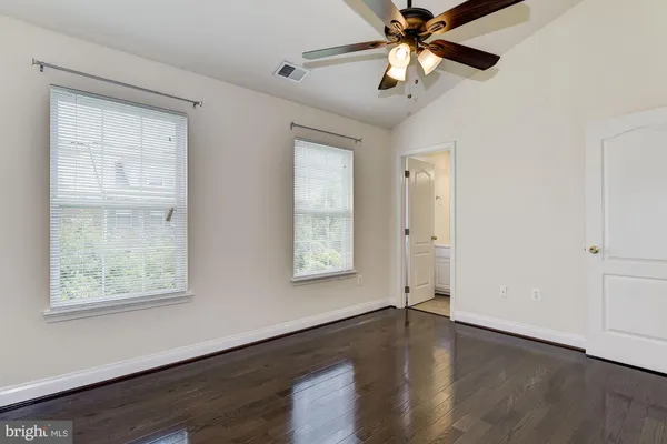 $3,300 | 122 Elmcroft Boulevard, Rockville, MD 20850