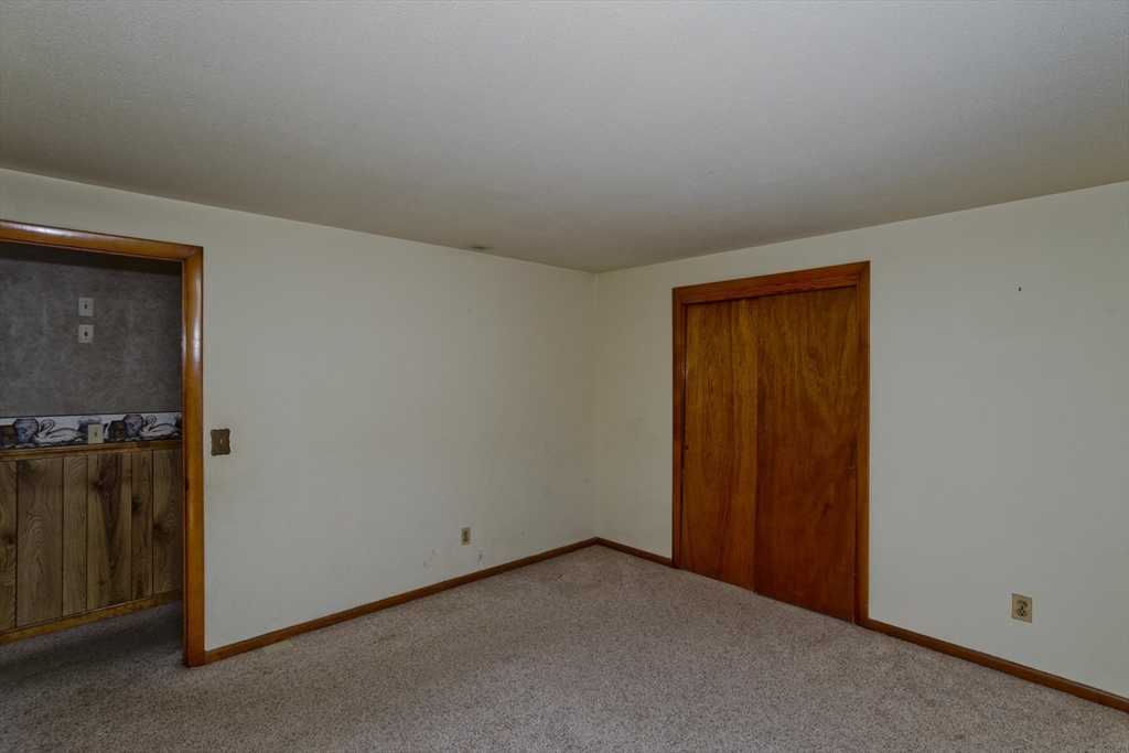 180 Fletcher Circle Chicopee, MA 01020 - Photo 28 of 37