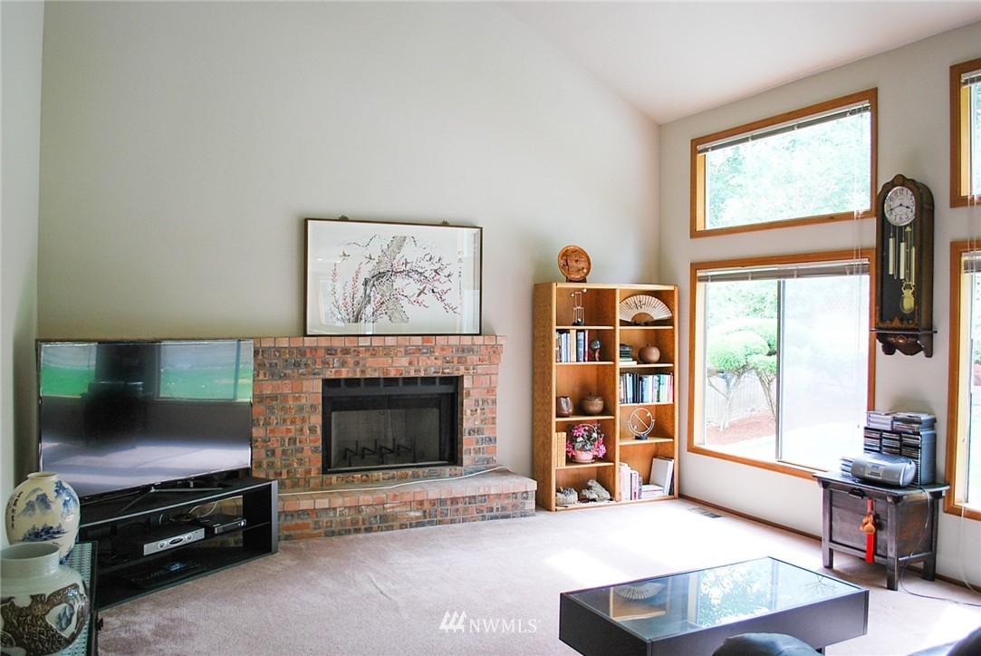 523 225th Place Southeast Bothell, WA 98021 - Photo 4 of 21