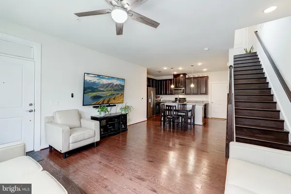 $2,950 | 13389 Launders Street, Unit 41, Herndon, VA 20171