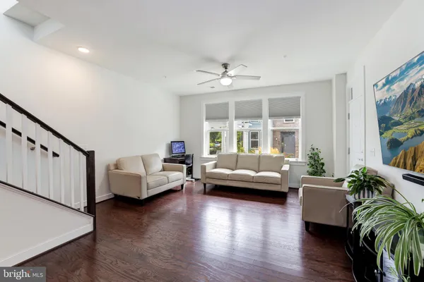 $2,950 | 13389 Launders Street, Unit 41, Herndon, VA 20171