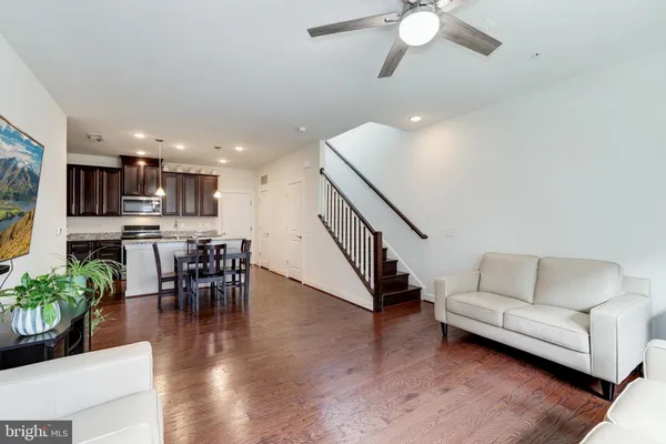 $2,950 | 13389 Launders Street, Unit 41, Herndon, VA 20171