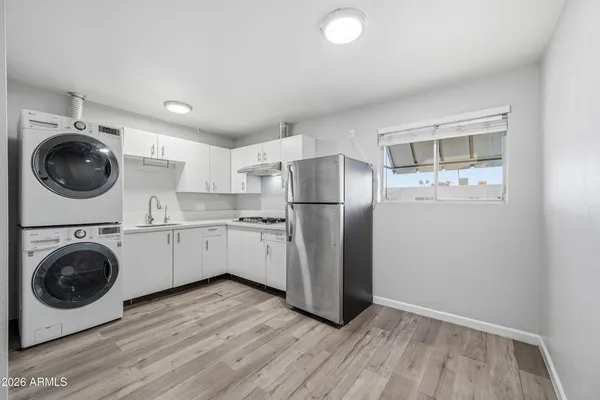 $999 | 3025 North 32nd Street, Unit 49, Phoenix, AZ 85018