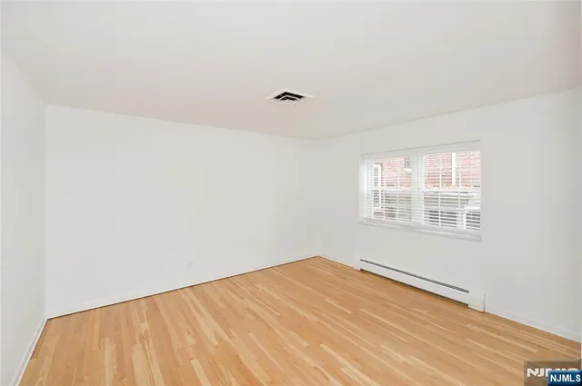 $3,600 | 20-30 Ridge Road, Unit B15, Ridgewood, NJ 07450