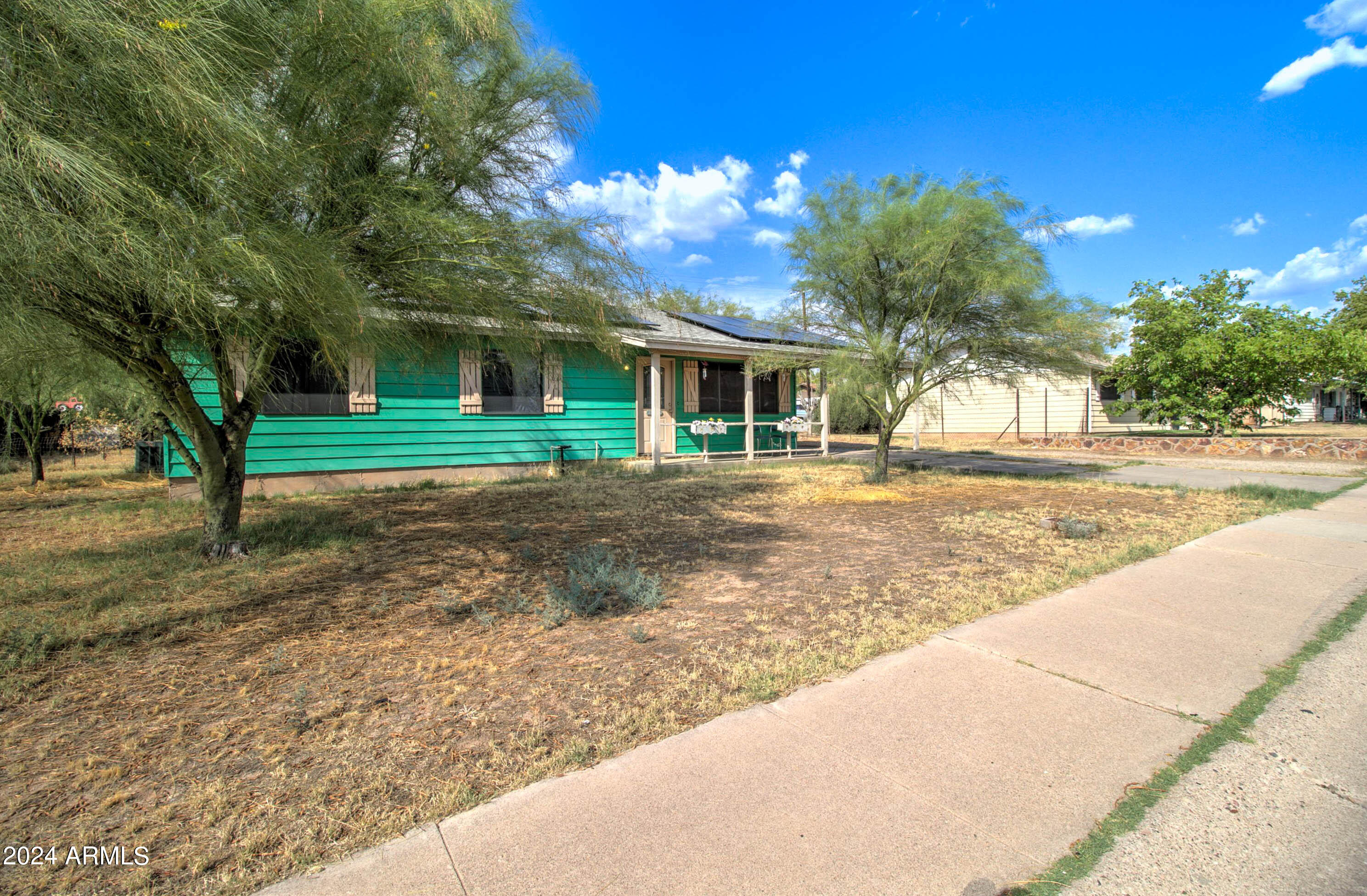 216 Ivanhoe Road Kearny, AZ 85137 - Photo 2 of 32 216 W Ivanhoe Rd-2